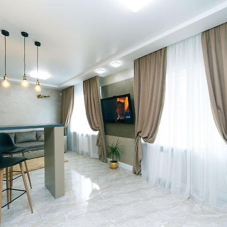 Апартаменты Гмыри 12Б Kiev Bagian luar foto